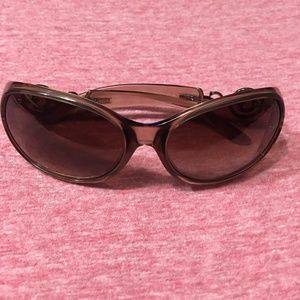 Guess Oversized Oval Sunglasses - New in box